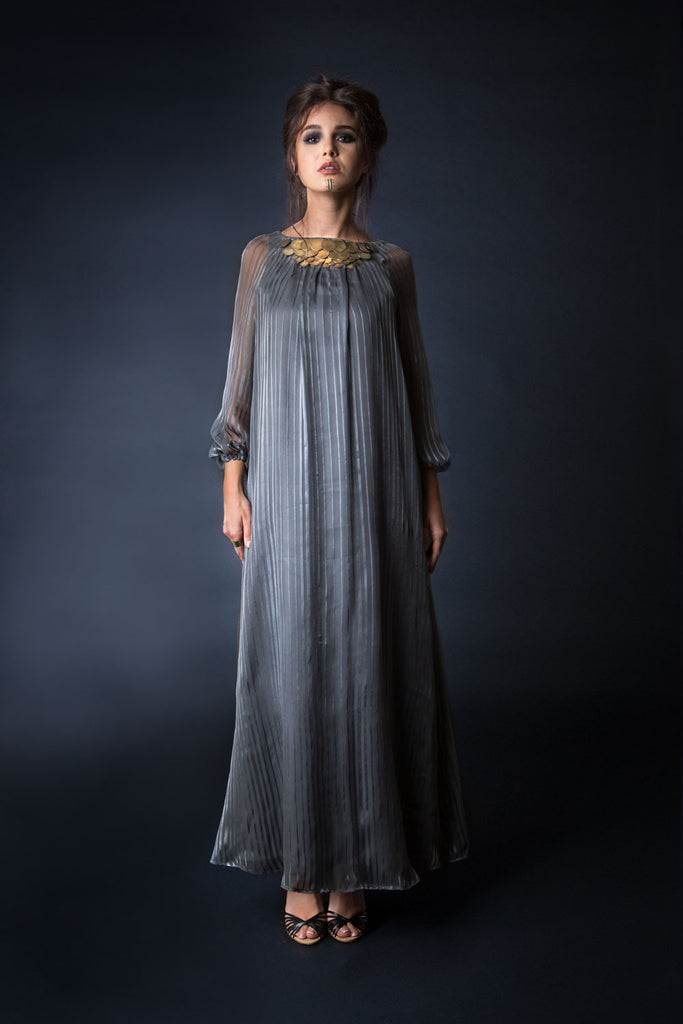 Maxi dress with coins on collar